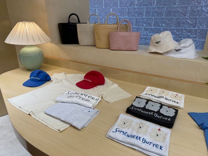 Somewhere Butter コート イエロー レインポンチョ ライムイエロー – 10mois 公式オンラインショップ