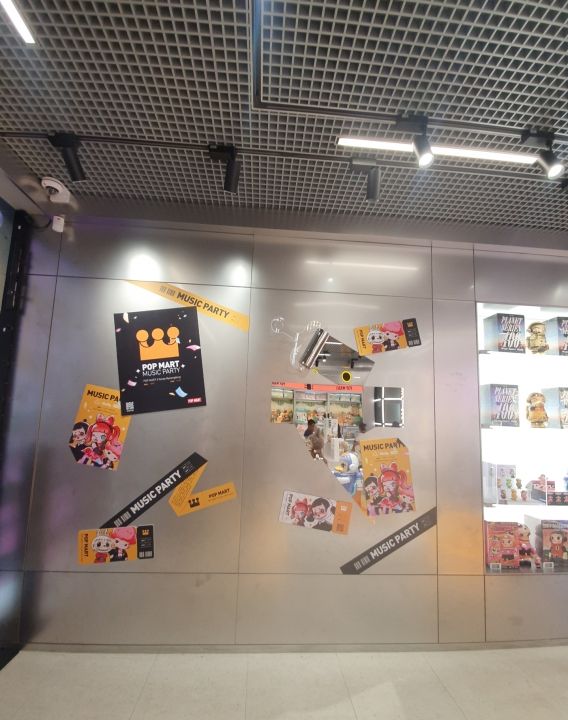 LABUBU popmart 韓国 ポップマート明洞店 POP MART 明洞店｜明洞(ソウル)のショッピング店｜韓国旅行