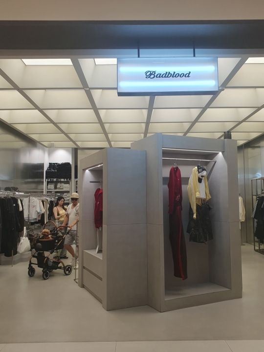 BADBLOOD ザ現代ソウル店｜汝矣島・永登浦(ソウル)のショッピング店