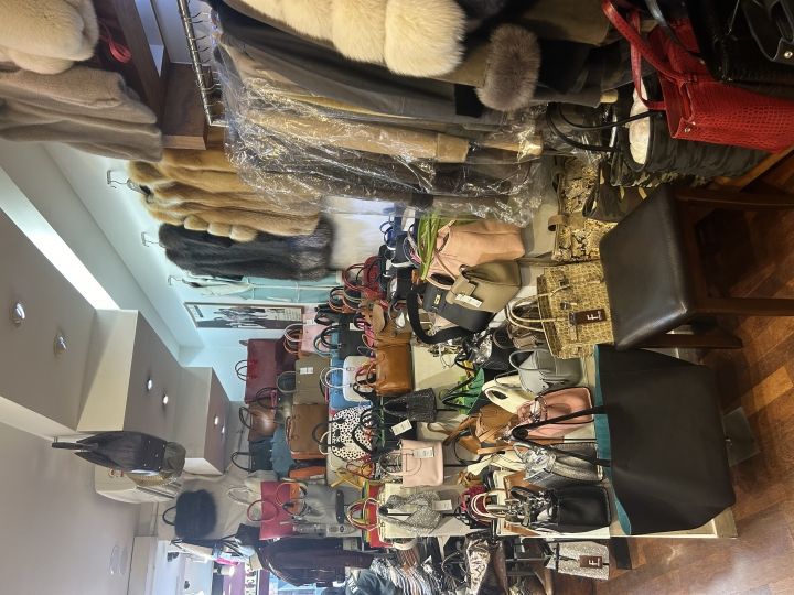 かわいいデザインのバッグがたくさんあって、いつも目移りしています、、