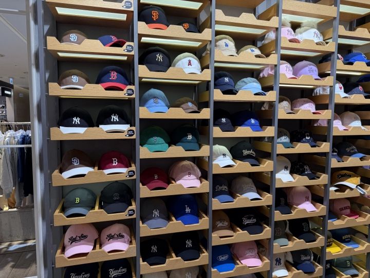 帽子は大人並のラインナップ！