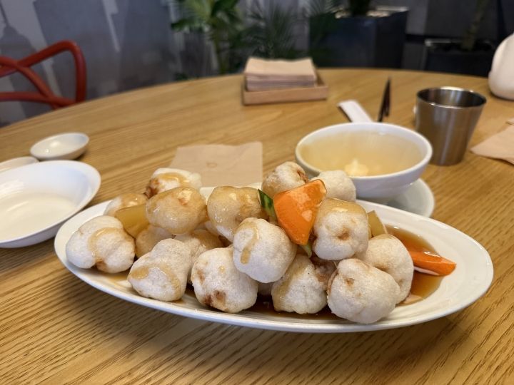 ほとんど衣でお肉あまり感じられず。。