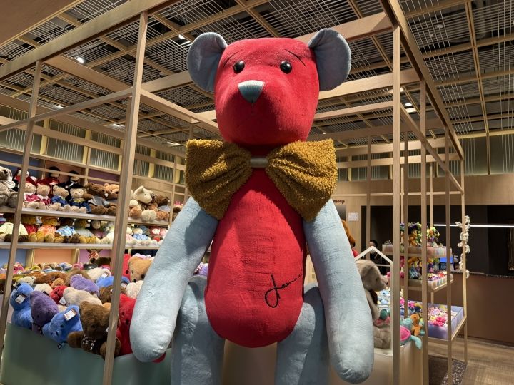 グランドセール 漫画 JOANNE TEDDY BEAR｜仁川国際空港(仁川)のショッピング店｜韓国 ぬいぐるみ
