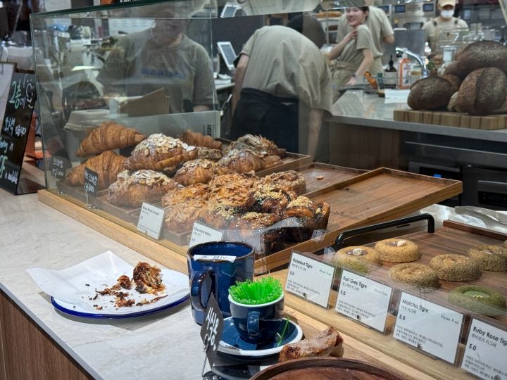 トールペイント　Bakery ベイカリー　海 HAYESMILL BAKERY｜新沙洞・カロスキル(ソウル)のグルメ