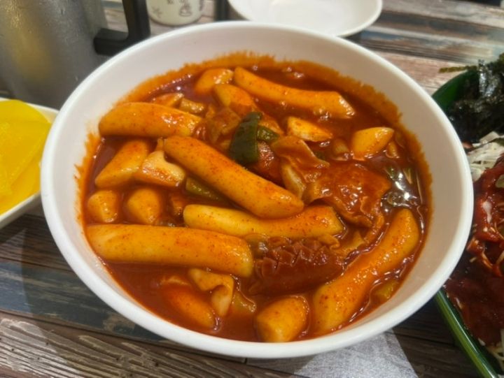 論峴洞パルガントッポッキ｜江南駅・三成(COEX)(ソウル)のグルメ