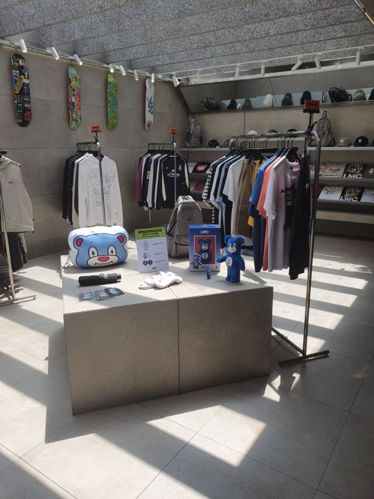 LMC 弘大フラグシップストア 弘大 ソウル のショッピング店 韓国旅行