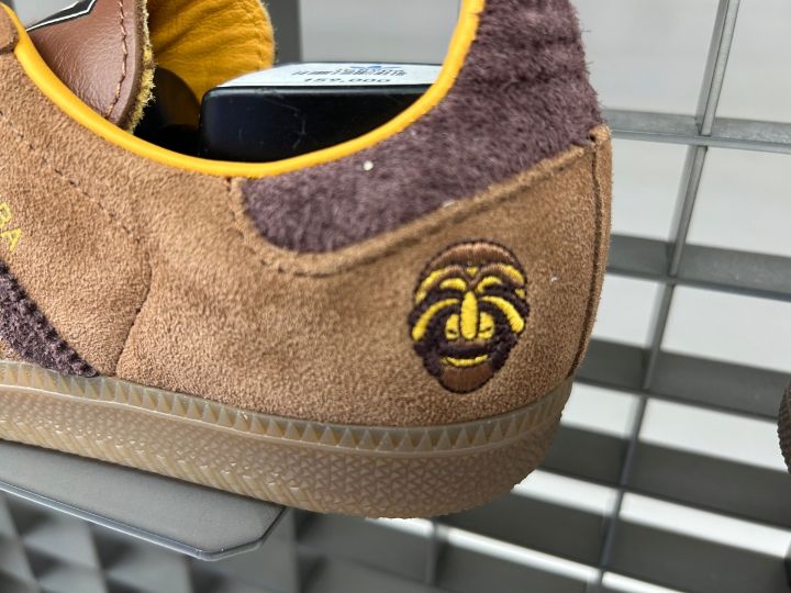 adidas ORIGINALS 明洞店｜明洞(ソウル)のショッピング店｜韓国