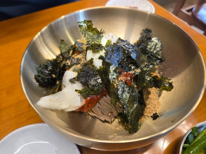 望遠洞マッククス｜弘大(ソウル)のグルメ・レストラン｜韓国旅行