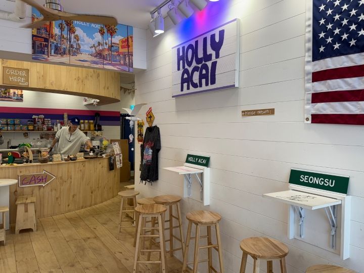 希少レア♡BoA✨ボア アミノカルピス 特大ポスター 非売品♡韓国 カルビ大将」・「味のがんこ炎」～ 気分だけでも韓国旅行！“韓国フェア