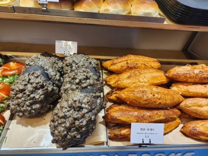 HAZ BAKERY 聖水店｜聖水(ソンス)洞・ソウルの森(ソウル)のグルメ