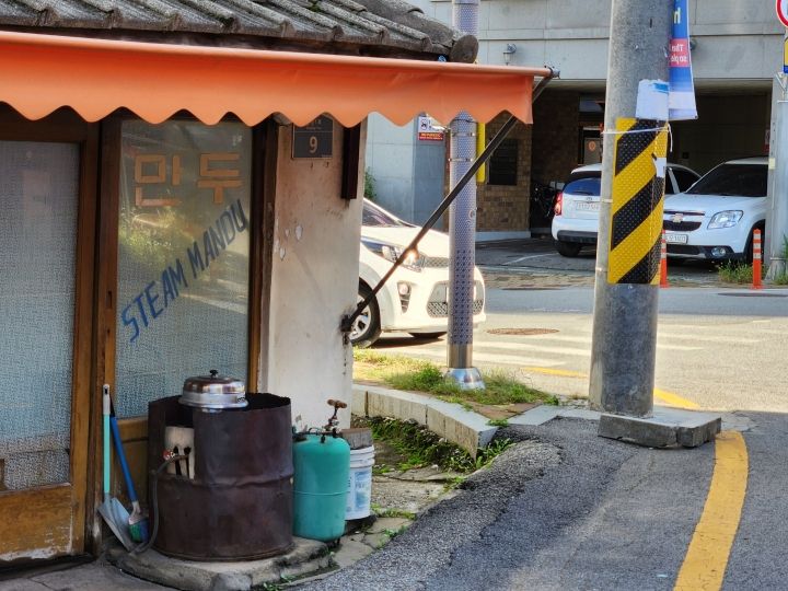 韓国の粉食屋にも英語表記