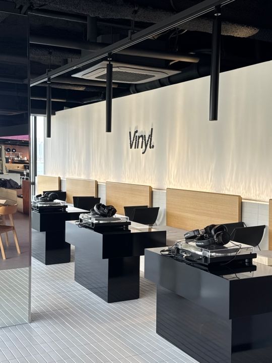 Vinyl. 漢江店｜ソウル東部(ソウル)のグルメ・レストラン｜韓国旅行