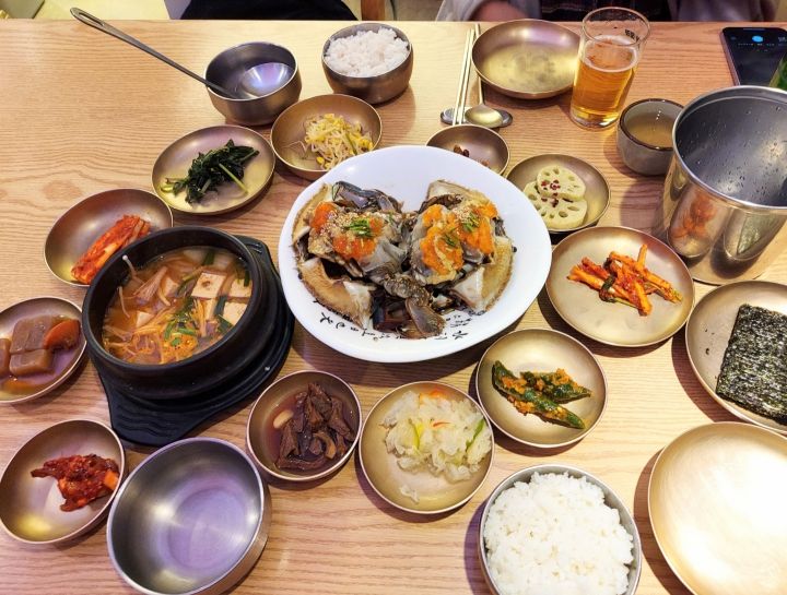 30年通う私が一番「美味しい」と、思えるカンジャンケジジャンです‥器のぶつかる時の音がとても綺麗で始めは驚きました☆５つあげたい