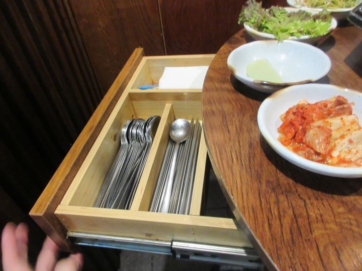 やはり引き出しに入ってる箸