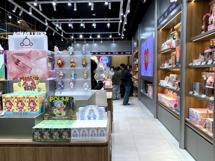 POP MART 釜山三井タワー店｜西面・凡一洞(釜山)のショッピング店