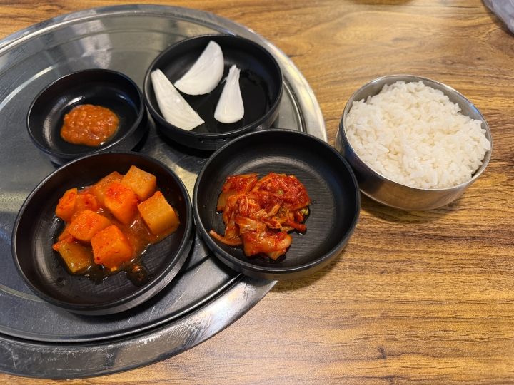 漢南洞カムジャタン 蚕室セネ直営店｜蚕室(ソウル)のグルメ