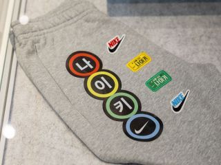 ★超希少！特大！「韓国 ナイキ ストア」限定 ポスター（額付）NIKE 古着屋 ナイキ Doota｜東大門(ソウル)のショッピング店｜韓国旅行「コネスト」