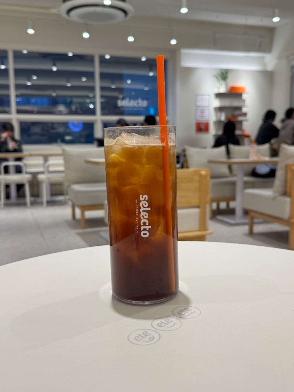 SELECTO COFFEE 新論峴店｜江南駅・三成(COEX)(ソウル)のグルメ