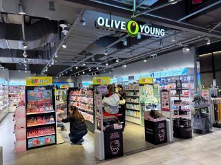 オリーブヤング 水原AK駅舎店｜水原(京畿道)のショッピング店｜韓国