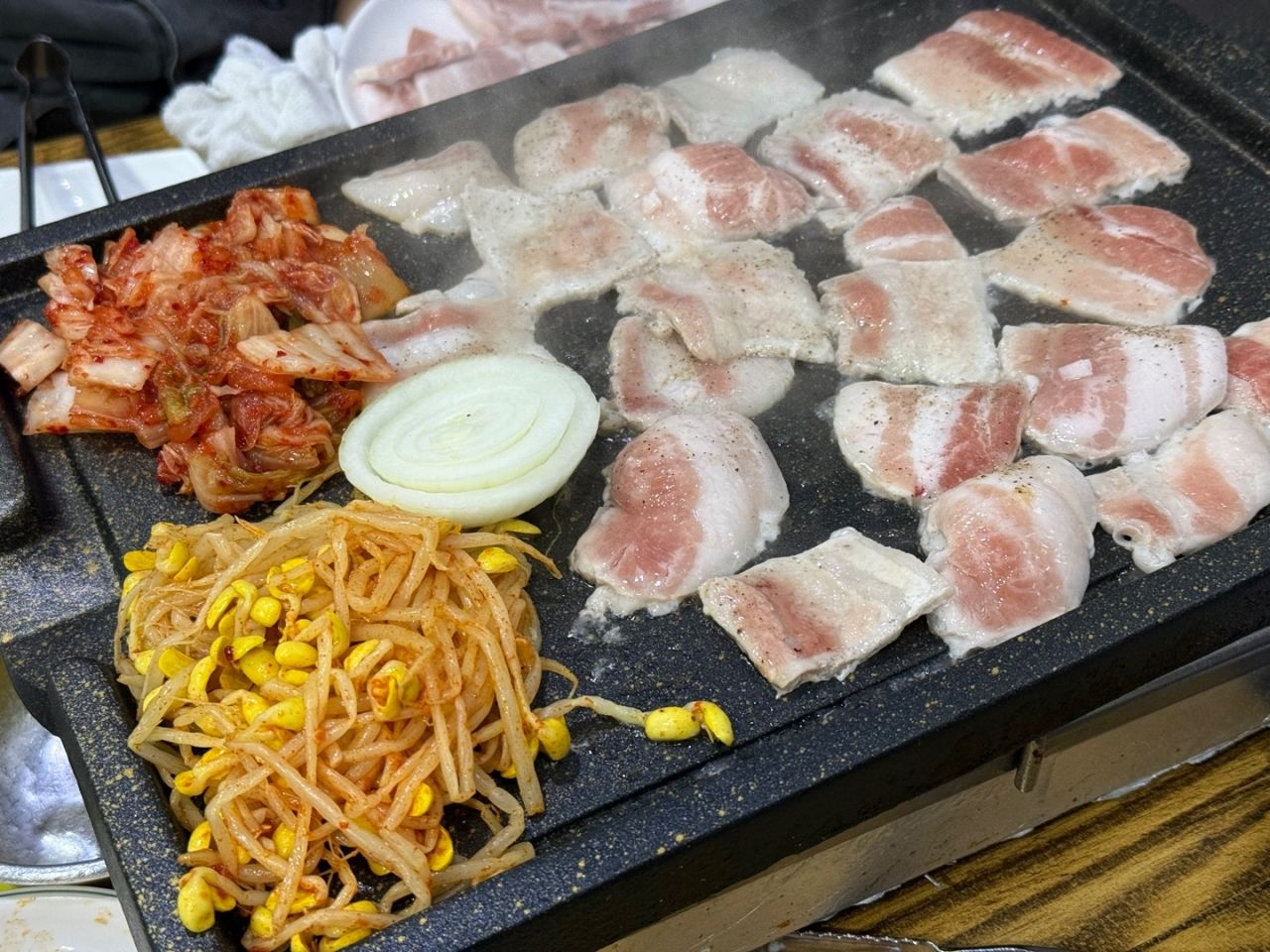 永東ワンサムギョプサル｜江南駅・三成(COEX)(ソウル)のグルメ