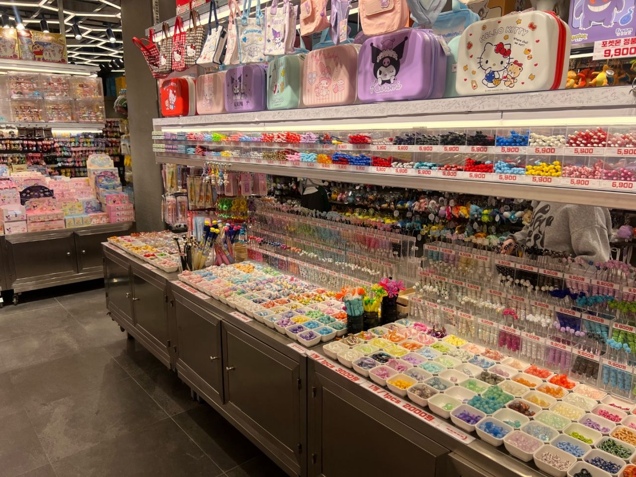 HIDDEN BLIND BOX MINIMART 聖水店｜聖水洞・ソウルの森(ソウル)の