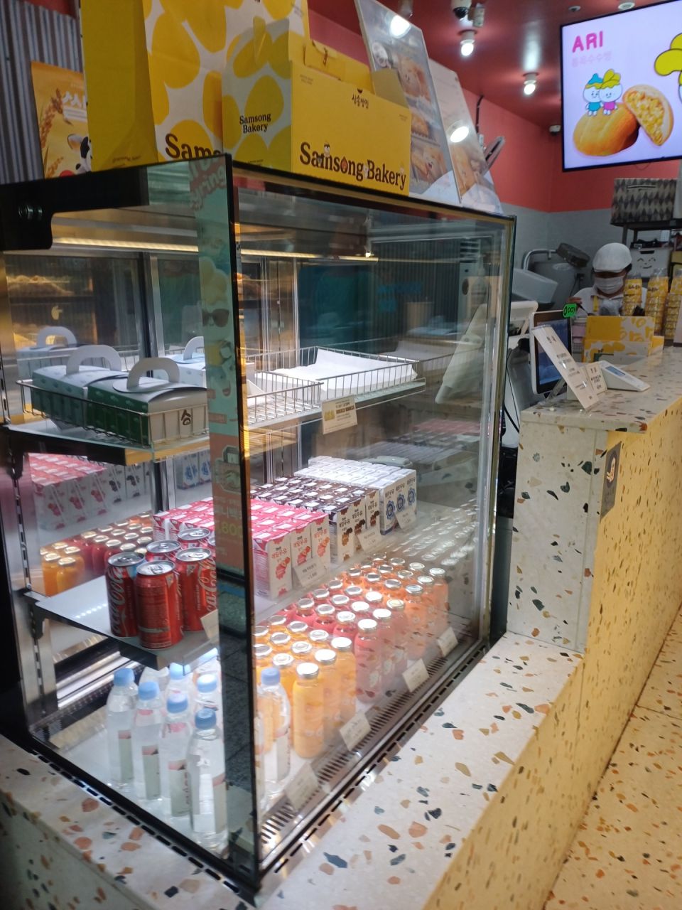 三松パンチッ 新論峴店｜江南駅・三成(COEX)(ソウル)のショッピング店