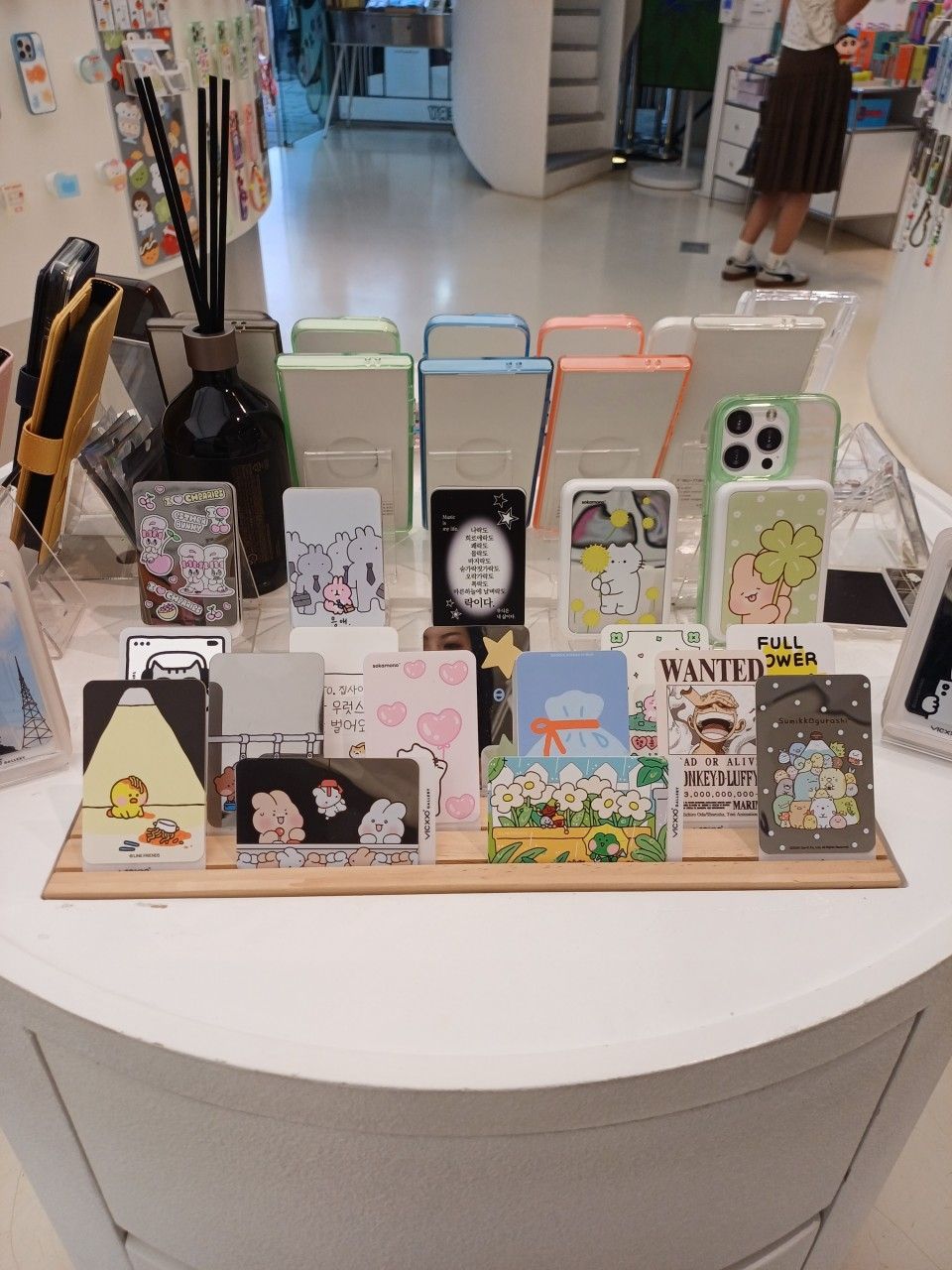 VICXXO GALLERY 弘大店｜弘大(ソウル)のショッピング店｜韓国旅行