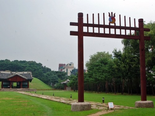 これが中宗のお墓。ドラマを思い出します。