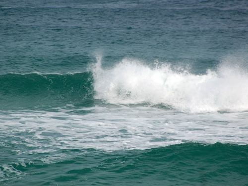 波の音はいつ聞いてもステキですよね。