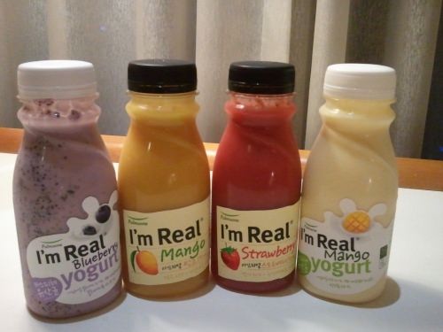 両端がヨーグルトドリンクです