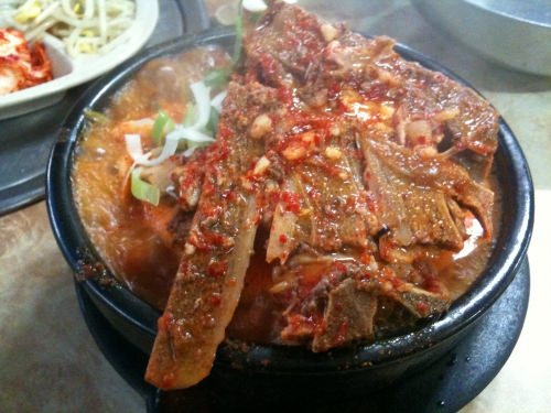 すごいボリュームのカムジャタン！これで一人前！7,000Wです。