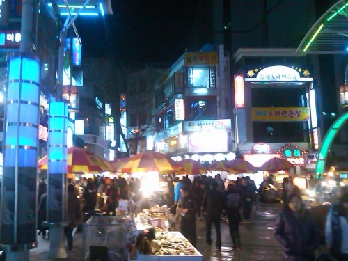 人だかりの中見つけられるか心配でした（笑）