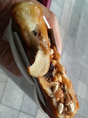 ああ、食べたい（笑）。でもこの写真ひょっとしたら違う屋台のかも・・・。余りに美味しくて３つの屋台で食べ比べました。