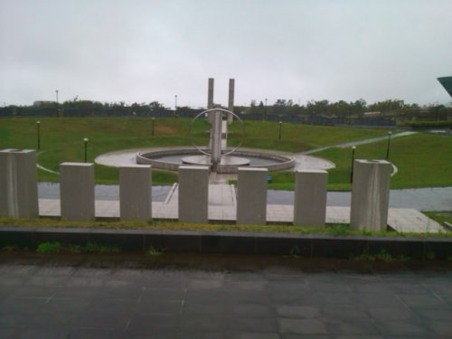 平和公園中央。