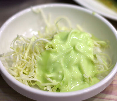 キャベツの千切り、キウィドレッシング。