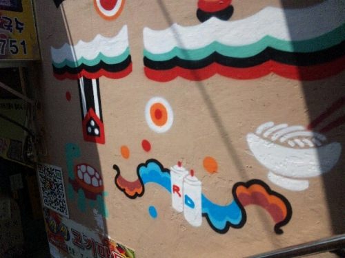 壁にはアート！？