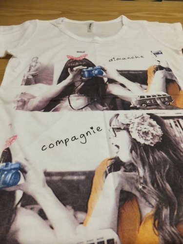 妹が購入したTシャツと…