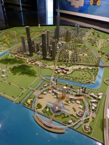 国際金融の拠点になる、「青羅地区」というところだそうです。