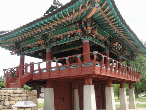 ペンキ塗りたて