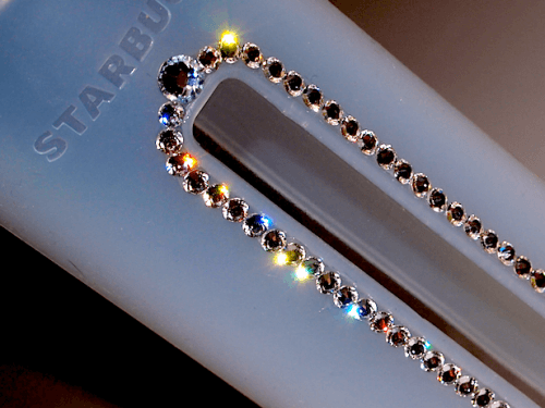 値段は確か28000wでした。五味子茶とか入れたら色が映えて綺麗そうです＾＾