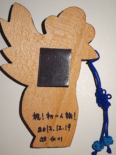 マグネットを貼って出来上がり。