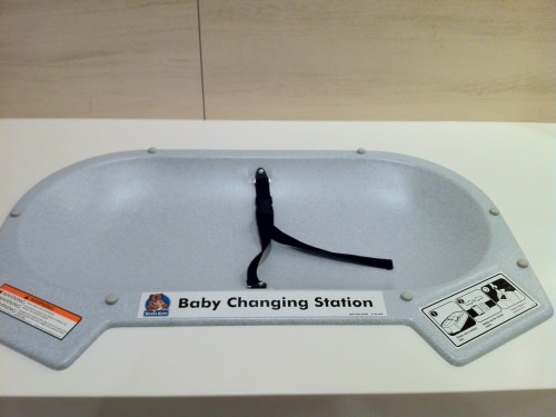 なぜに横向いてるの?笑。